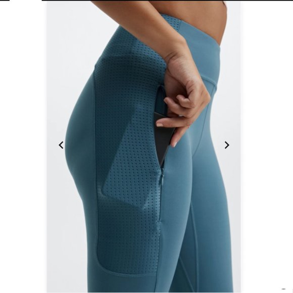 Fabletics High-Waisted Motion365 Run 7/8 Leggings Teal S - Picture 4 of 10